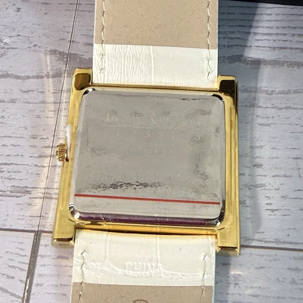 Joan Rivers plastic clip